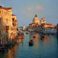 Venice’s Grand Tour: Romance, History & Canals Await 🍷🚤🌅
