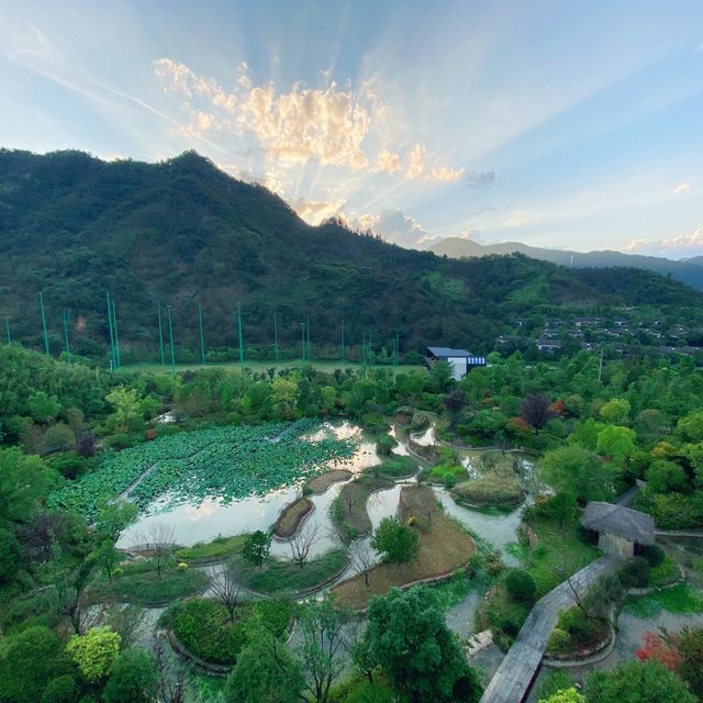 🧳 ESCAPE TO PARADISE‼️ THE VACATION U NEED 😇