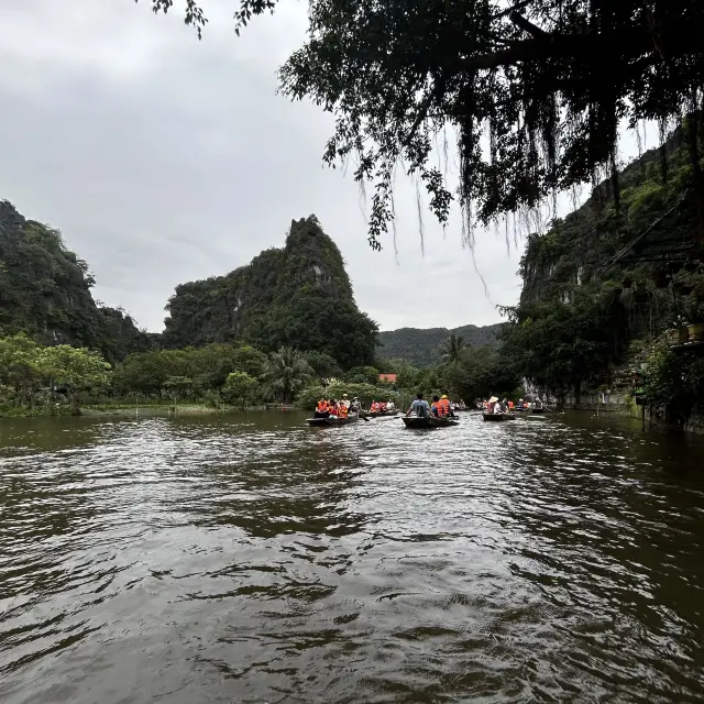 Tam Coc boat ride :)