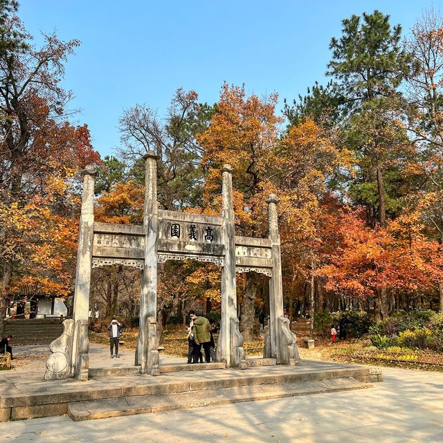 蘇州の紅葉の名所といえば「天平山」