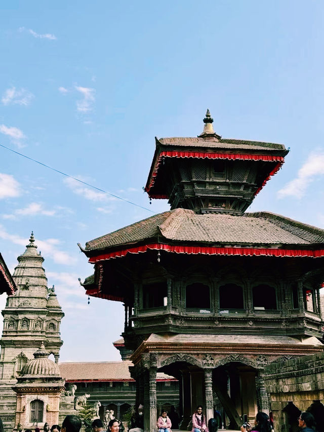 尼泊爾中華寺的雕刻和裝飾