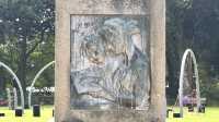獻給政治家愛德華多·維森蒂的紀念碑Monumento a V