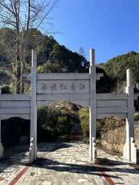 我貪戀山河，陷落在了這場人間美色！