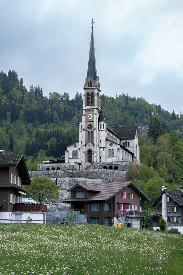 瑞士龍疆《愛的迫降》仙境小鎮