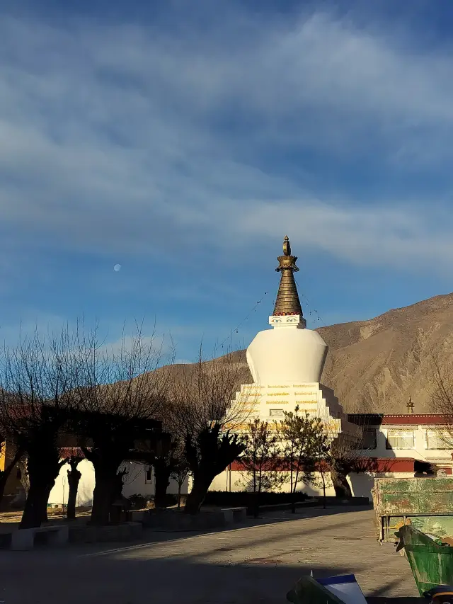 One Day Tour to the South of Tibet Lhasa→Samye Monastery→Changzhu Monastery→Dorje Drak Monastery