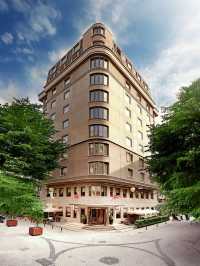 🌟 Unforgettable Stays in Istanbul: Top Hotels to Book! 🏨✈️