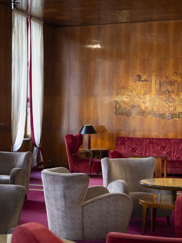 🌟✈️ Rome's Hidden Gem: Bettoja Hotel Mediterraneo 🏨🇮🇹