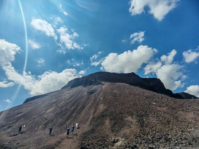 烏蘭哈達火山