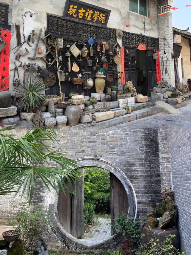 荆紫關鎮!一腳踏三省:地處豫、鄂、陝三省交界。
