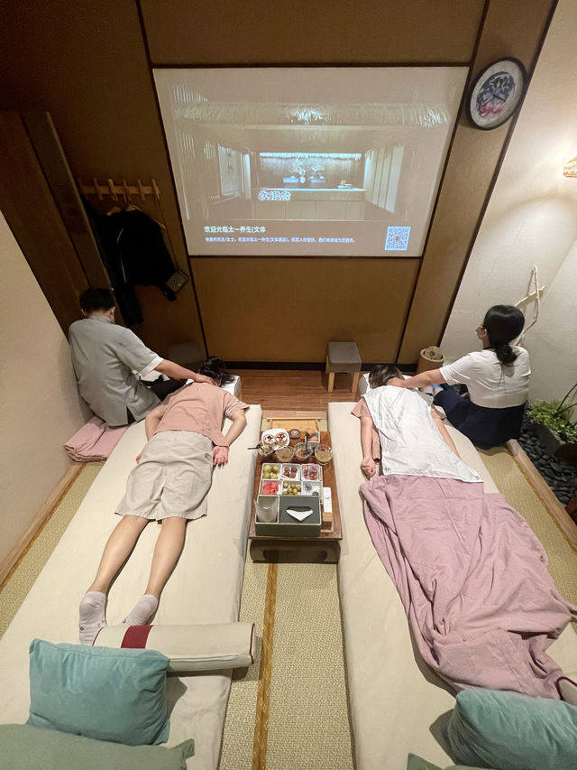 真是難以想像晚上他家如此火爆。