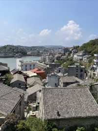 後悔才來這座被稱之為「海上布達拉宮」的漁村。