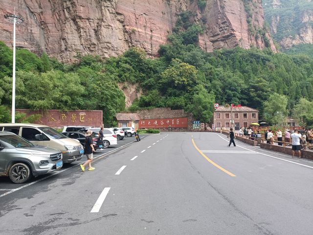 隱藏於太行山的美麗大山-太行大峽谷桃花谷。