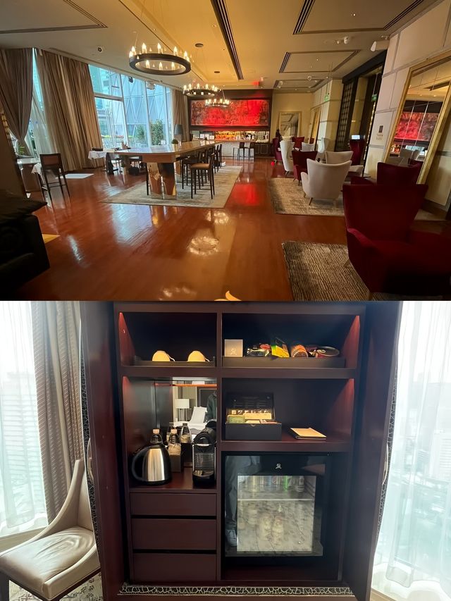 成都瑞吉酒店。