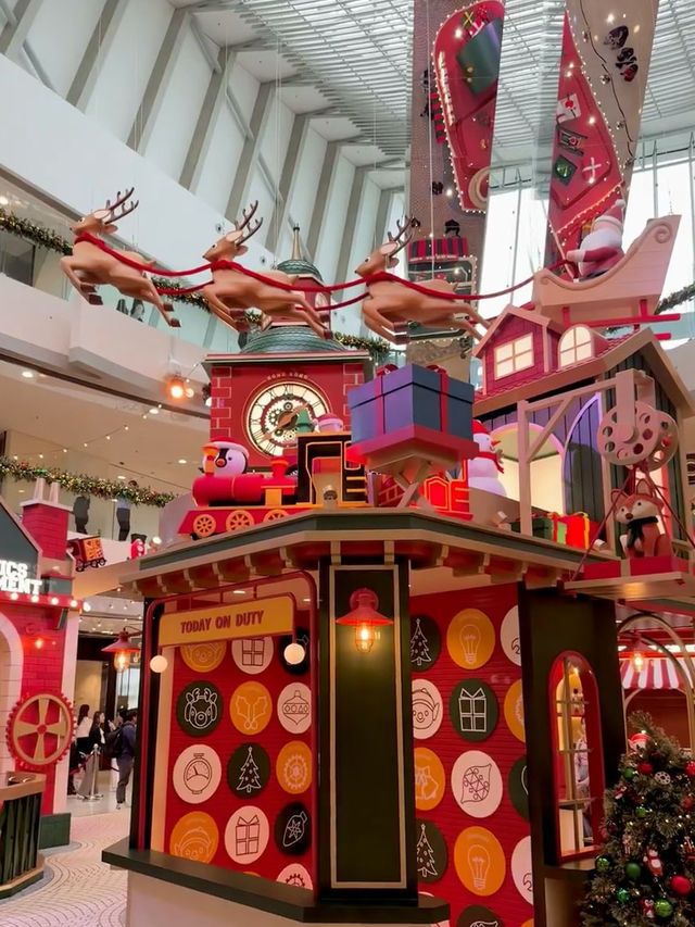 香港中環ifc聖誕季化身為璀璨燈火中的夢幻樂園🎄
