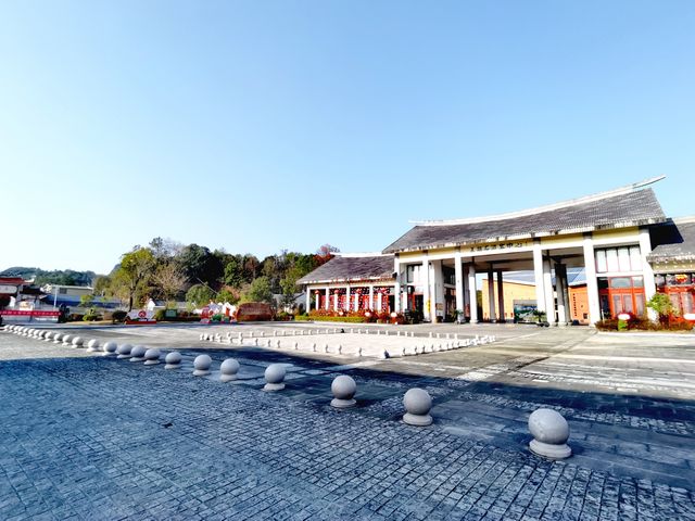 兼具雄、險、奇、秀、幽、古特色的五指石風景區（一）