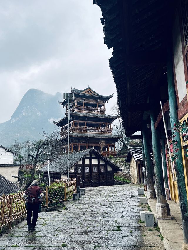 貴州織金丨象背上的古寨