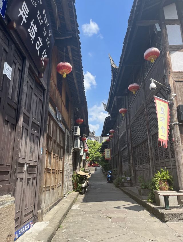 海棠香國漫遊記：榮昌兩日尋陶訪布探古橋