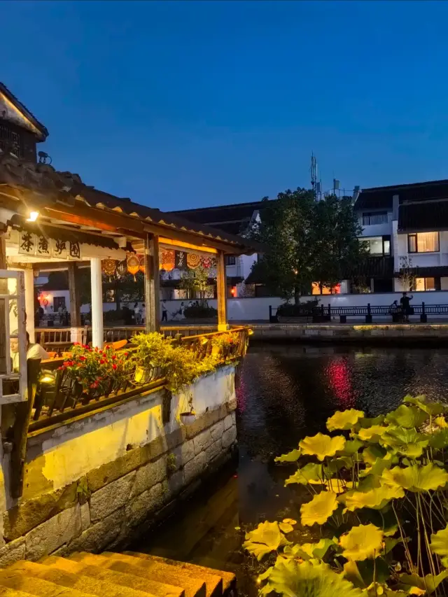 Xitang in the Mist and Rain Full-Day Guide