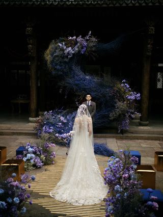 In a century-old residence, a love story spanning three lifetimes unfolds｜A New Chinese-Style Wedding in Ningbo