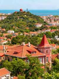 山東青島：紅瓦綠樹映著碧海藍天，啤酒香氣裡飄著百年歐陸風情