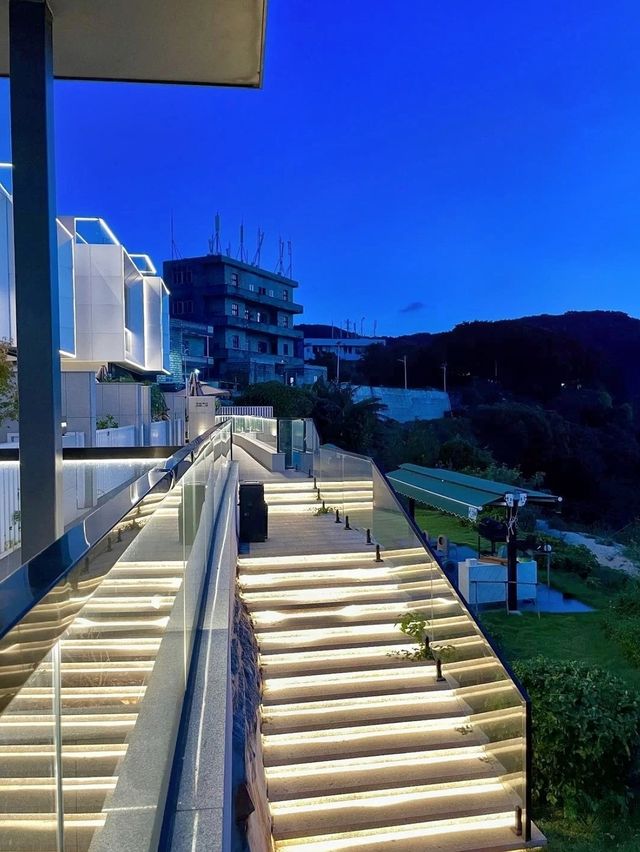 平潭追淚封神酒店推窗即藍海，無邊泳池美到窒息