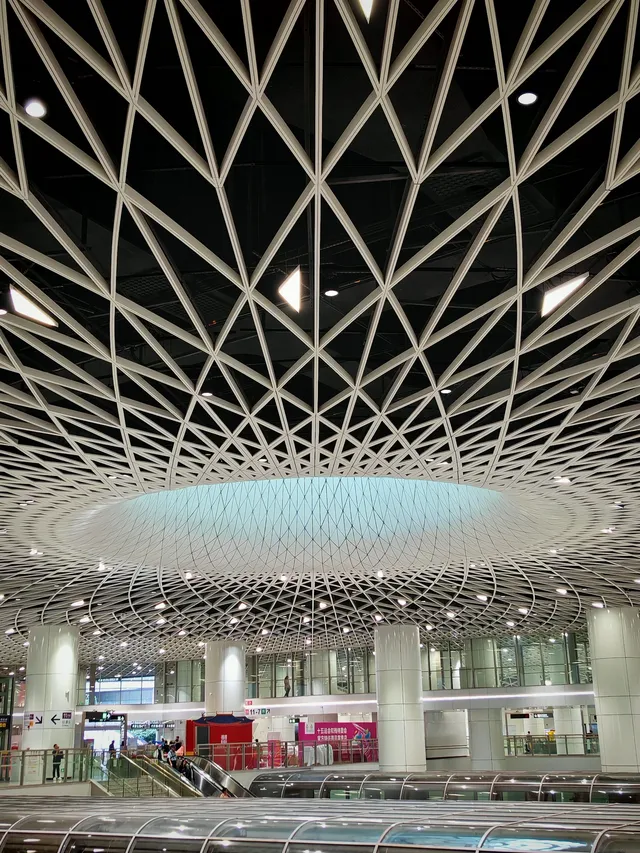 深圳之眼保姆級攻略地鐵裡的賽博朋克地