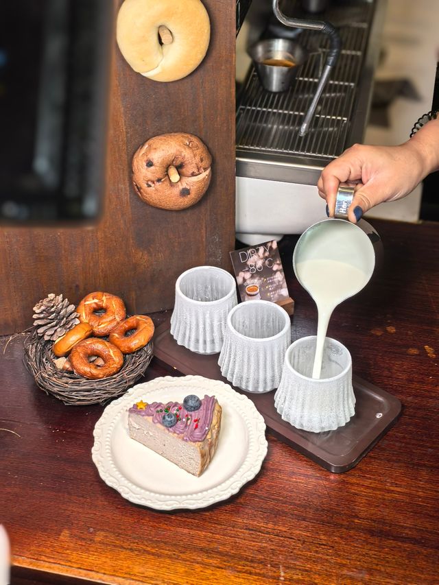 深圳咖啡探店｜聖誕氛圍被這家拿捏了