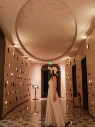 Kunming Hotel Ceiling Design｜Bringing the Gallery to the Edge of Dianchi Lake