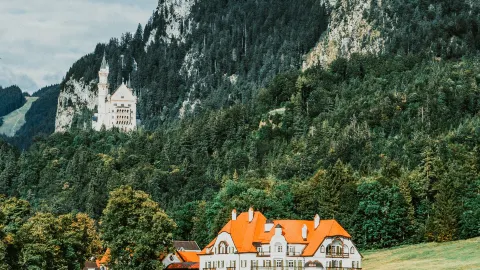ドイツのアルプスに隠された絶景？言葉を失うほどの湖畔の美しさ — traveler post in ミュンヘン