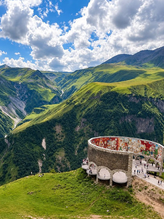 A trip to the three Caucasus countries during the October holiday is so worth it! Here's a guide to avoid common pitfalls