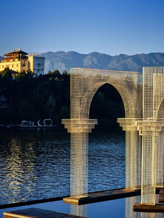 Escape to the Gentle Embrace of Dali's Mountains and Sea