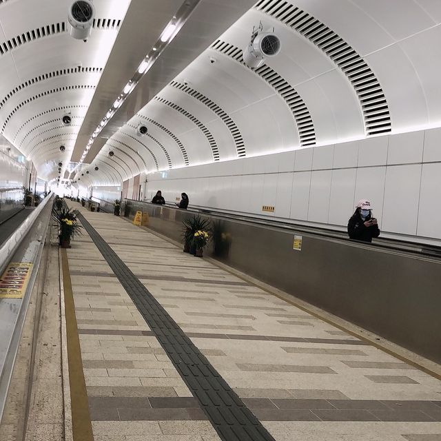 Guia Hill pedestrian tunnel
