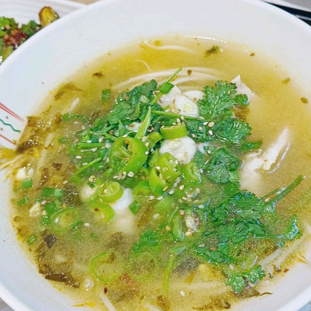 APM 會變色的彩虹扶手電梯 , 真的很浪漫！