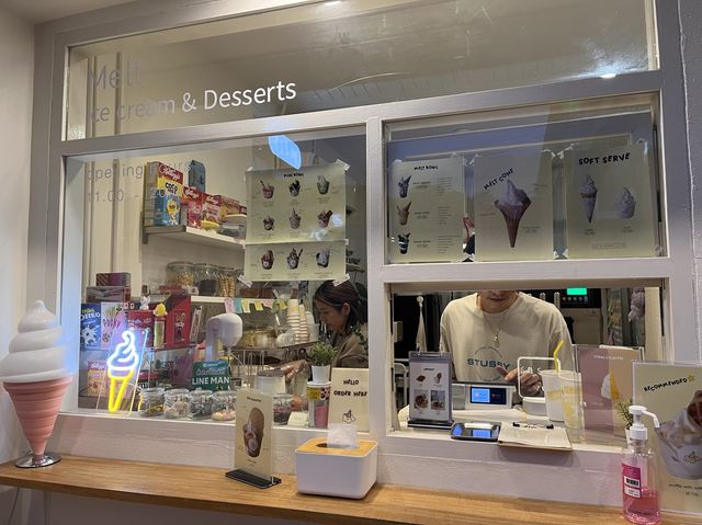 MELT Ice cream & Desserts