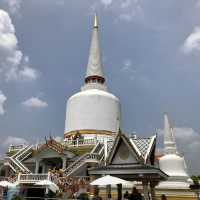 วัดธาตุน้อย เมืองคอน