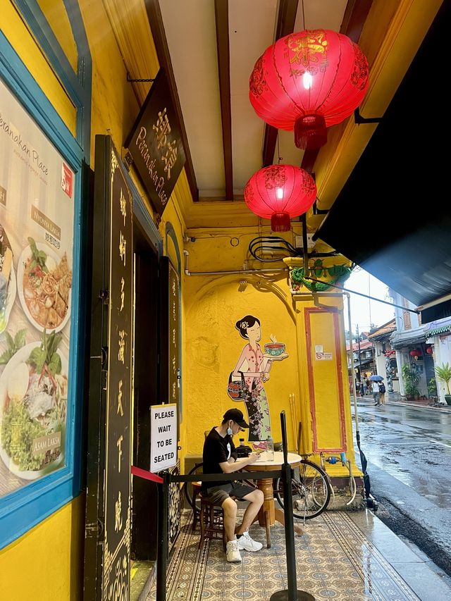 พาชิมอาหารท้องถิ่นมาเลเชียที่ Peranakan place