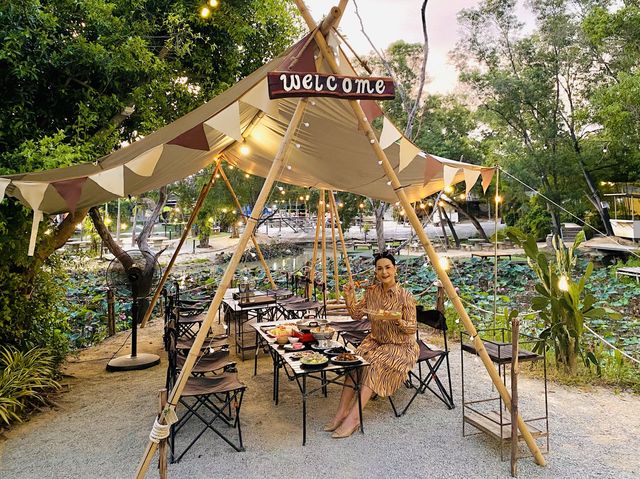 ร้านนั่งชิลพัทยา ฟังเพลงสุดฟิน หมูกระทะสุดแซ่บ