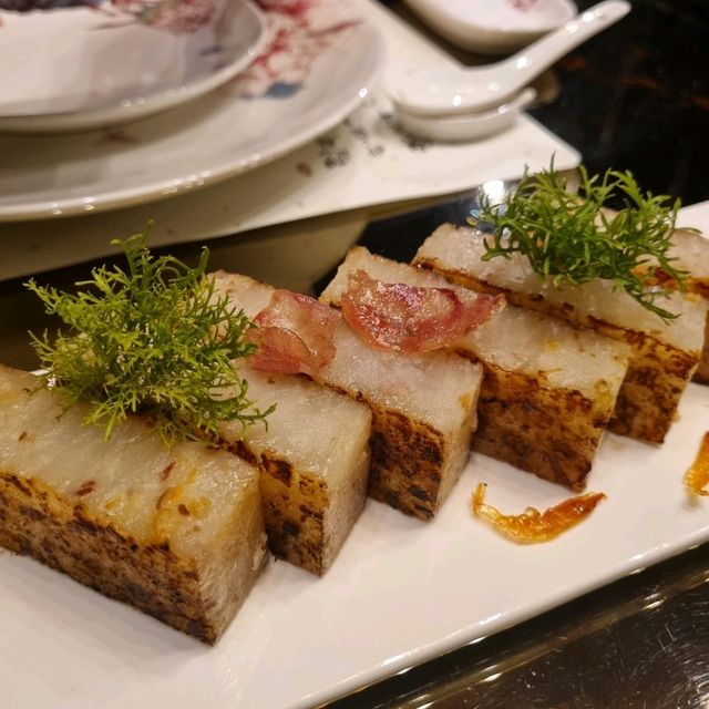 Catching stars with Le Palais, Michelin 
