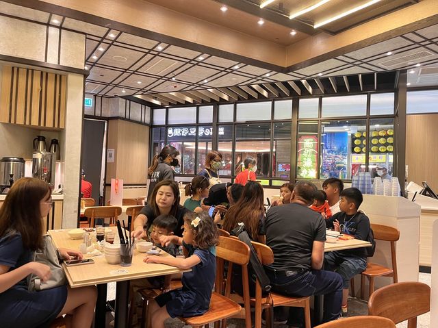 抵食爆汁生煎包