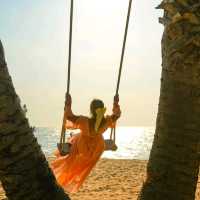 ลากแฟนไปนอนริมหาดนาจอมเทียนสวยๆกันค๊า