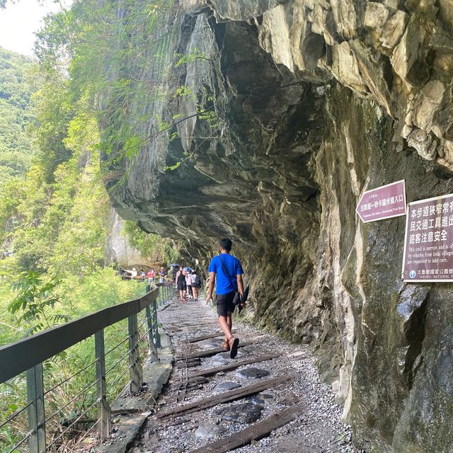 Exploring Taroko - Shakadang Trail! 