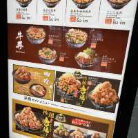 為食軍團進軍伝説丼飯🤣