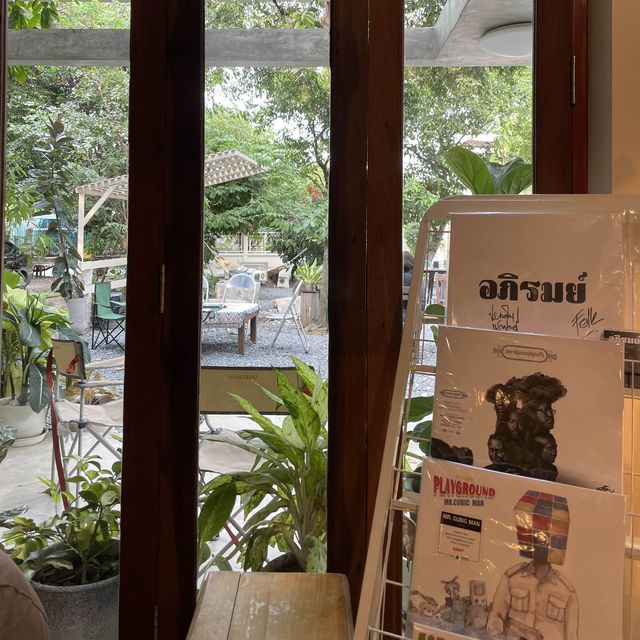small talk โฮมคาเฟ่ชิคๆ ที่ลพบุรี