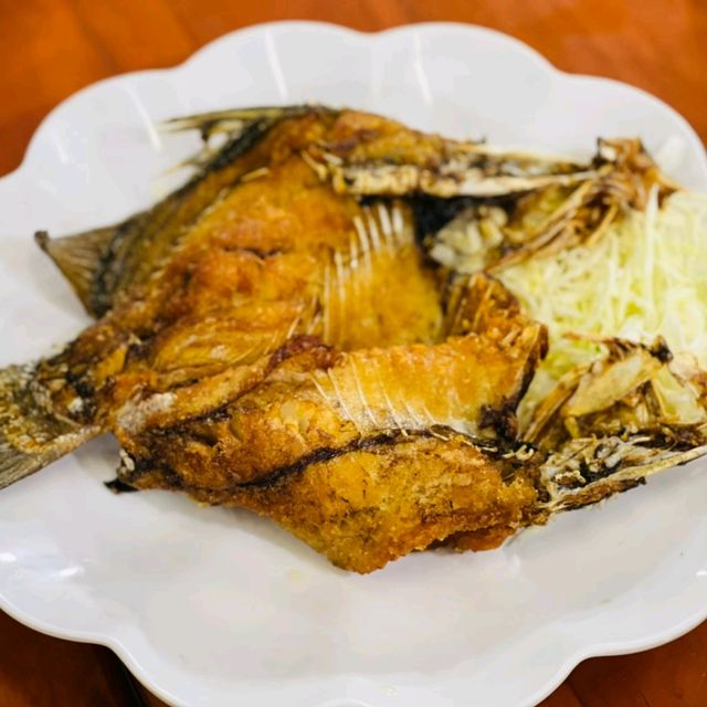 ร้านอร่อย​ ริมทะเล