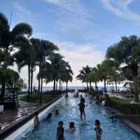 Relaxing and fun staycation at Timurbay 🌊 