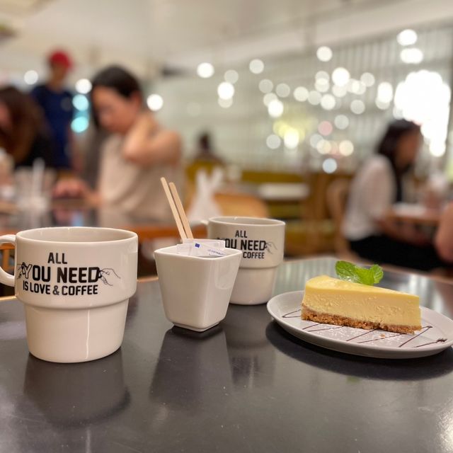 【東京】五反田のビルの中、signカフェ