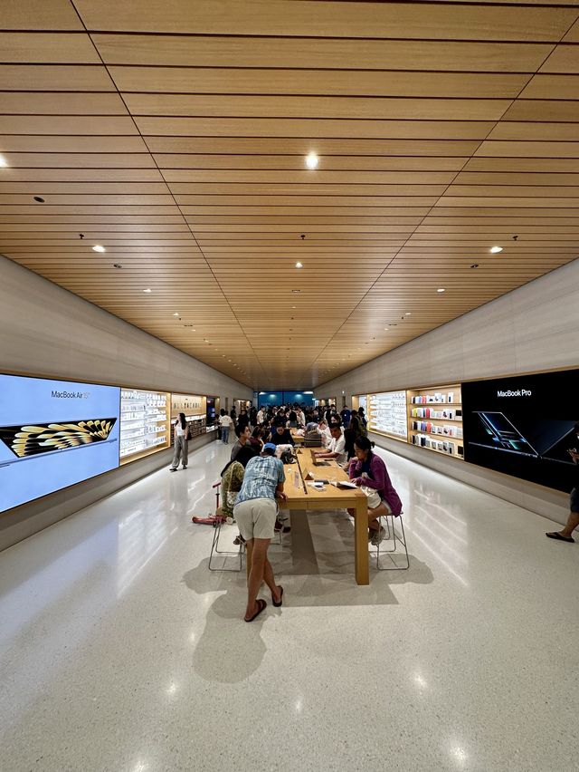 Apple Marina Bay Sands Flagship Store!🍎