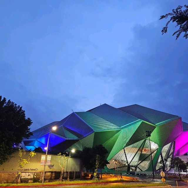 台灣音樂🎼心臟💜，台北音樂流行中心✌️