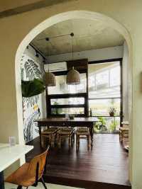 綠意盎然的咖啡店- 小綠舟咖啡 Barca Verde Cafe