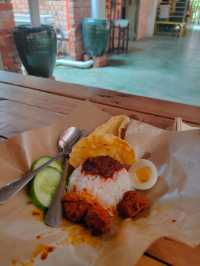 ☕  Hidden Halal Café in Limestone Cave